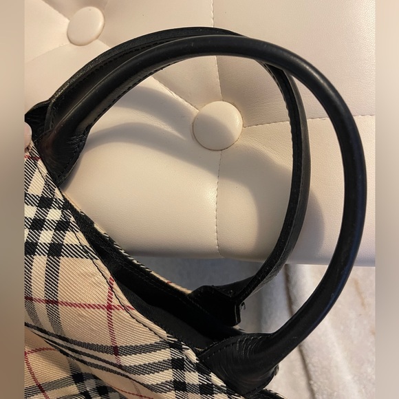 BURBERRY Blue Label Nova Check Three Compartment Arm Bag - Picture 5 of 13